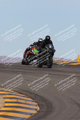 media/Mar-12-2023-SoCal Trackdays (Sun) [[d4c8249724]]/Turns 9 and 10 (1020am)/